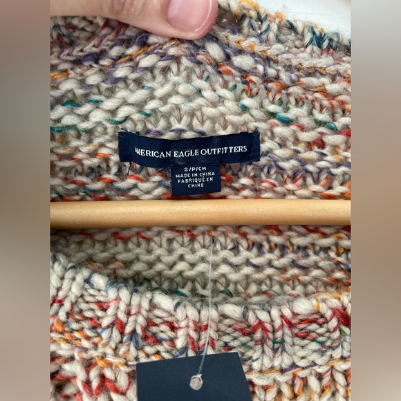 AMERICAN EAGLE • Cable Knit Rainbow Sweater • Size S - Picture 4 of 8